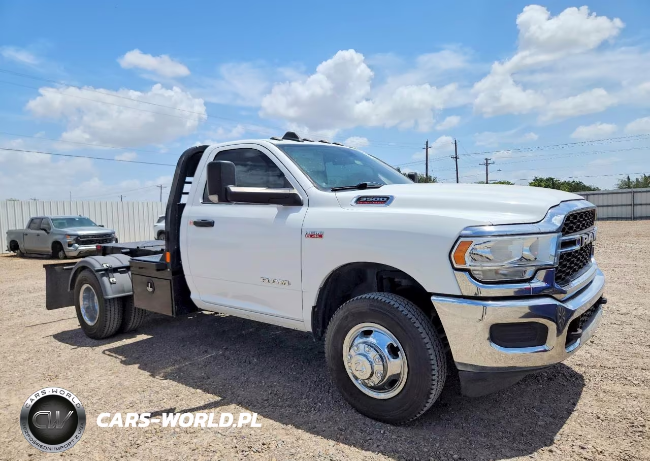 2019 Ram 3500 VIN:3C7WRSAJXKG601467 - 4