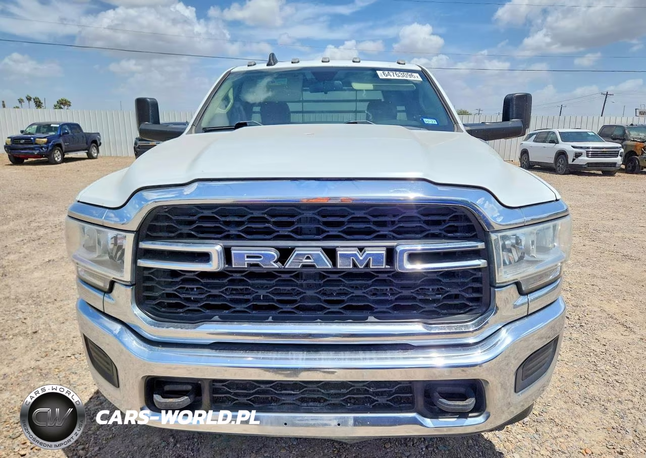 2019 Ram 3500 VIN:3C7WRSAJXKG601467 - 5