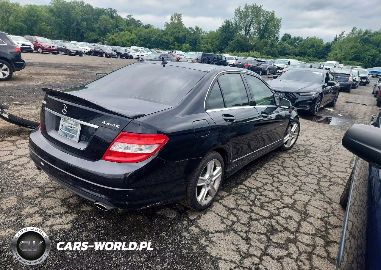 2011 Mercedes-Benz C 300 4Matic VIN:WDDGF8BB5BR133805 - 3