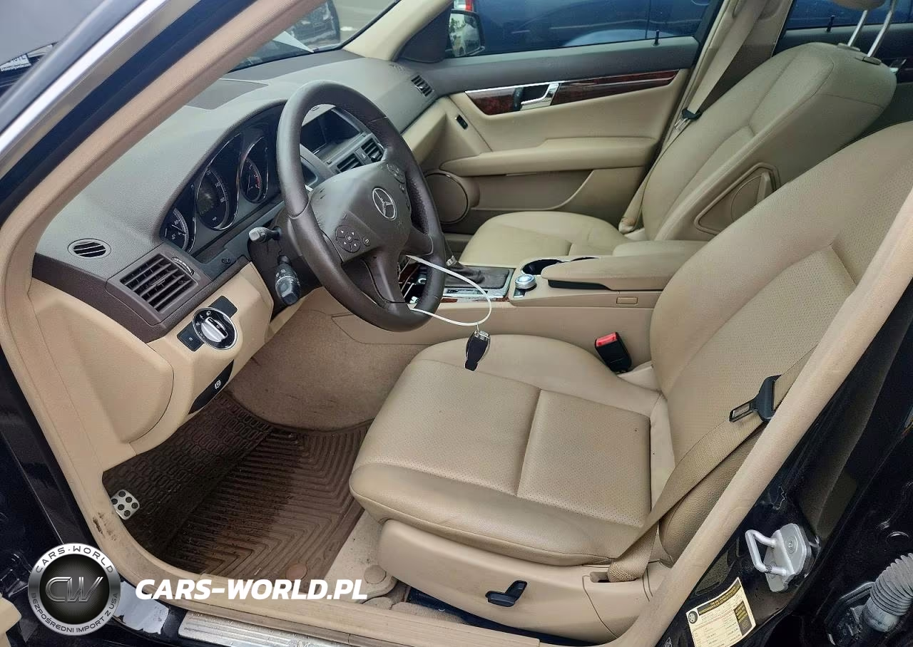 2011 Mercedes-Benz C 300 4Matic VIN:WDDGF8BB5BR133805 - 7
