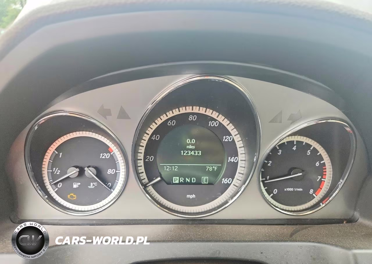 2011 Mercedes-Benz C 300 4Matic VIN:WDDGF8BB5BR133805 - 9