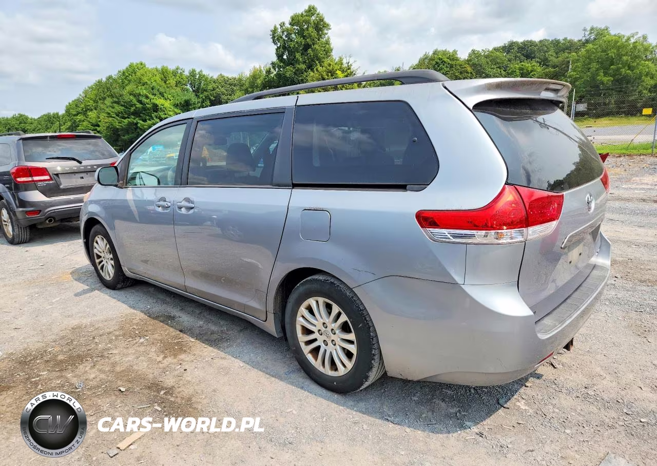2014 Toyota Sienna Xle 8-Passenger VIN:5TDYK3DC0ES422020 - 2
