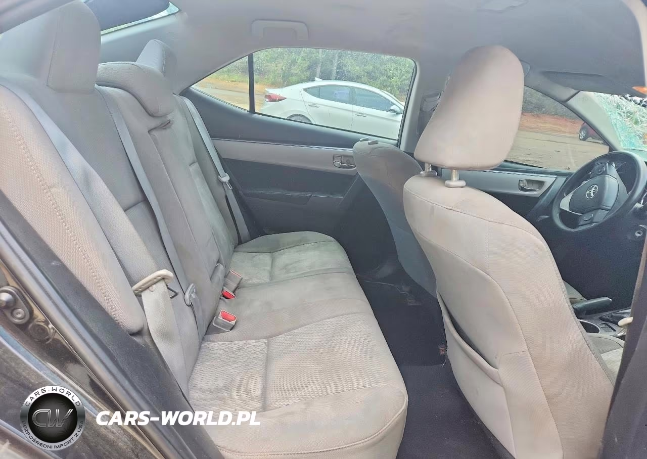 2016 Toyota Corolla Le VIN:5YFBURHE3GP386222 - 10