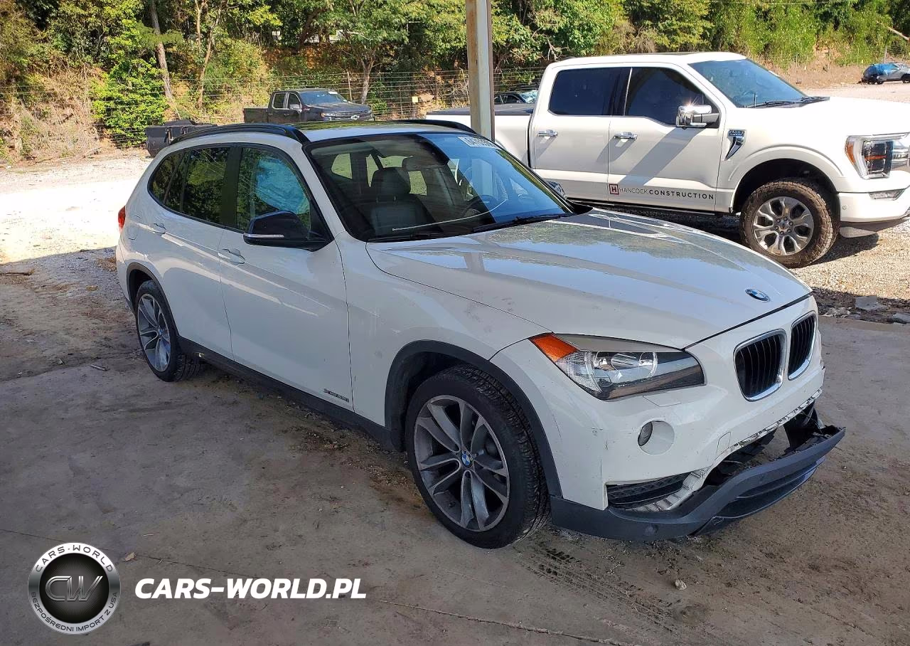 2013 BMW X1 xDrive28I VIN:WBAVL1C50DVR85321 - 4