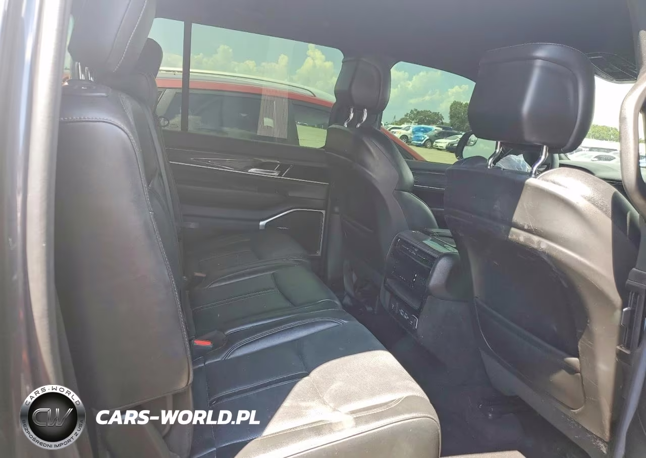 2022 Jeep Wagoneer Series Iii VIN:1C4SJVDT4NS182837 - 11
