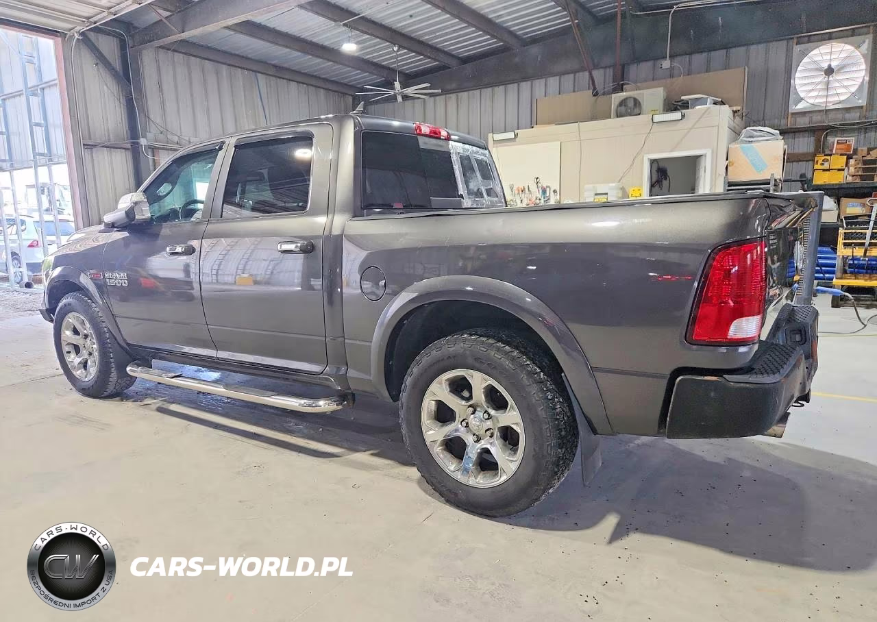 2015 Ram 1500 Laramie VIN:1C6RR7NM3FS694107 - 2