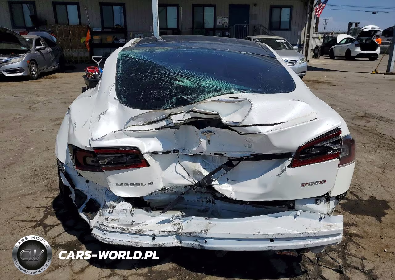 2016 Tesla Model S VIN:5YJSA1E49GF124982 - 6