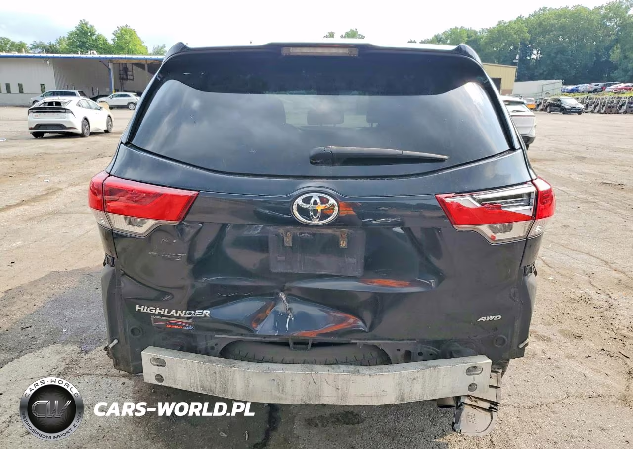 2019 Toyota Highlander Le VIN:5TDBZRFH9KS963107 - 6