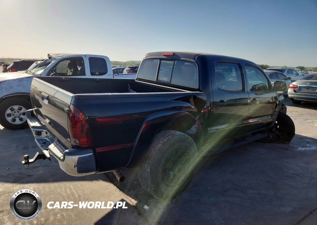 2013 Toyota Tacoma VIN:5TFLU4EN7DX056320 - 3