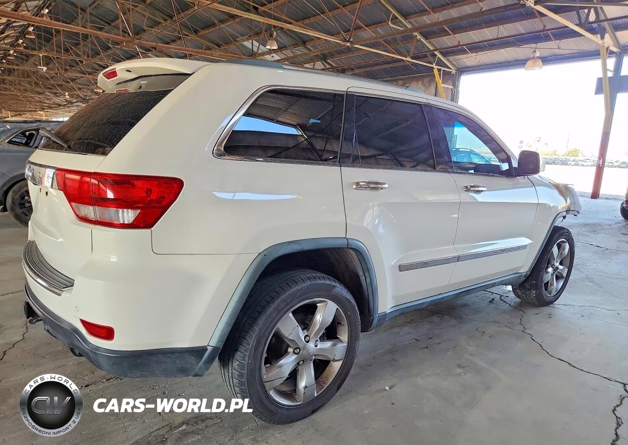2012 Jeep Grand Cherokee Overland VIN:1C4RJECG3CC194570 - 3