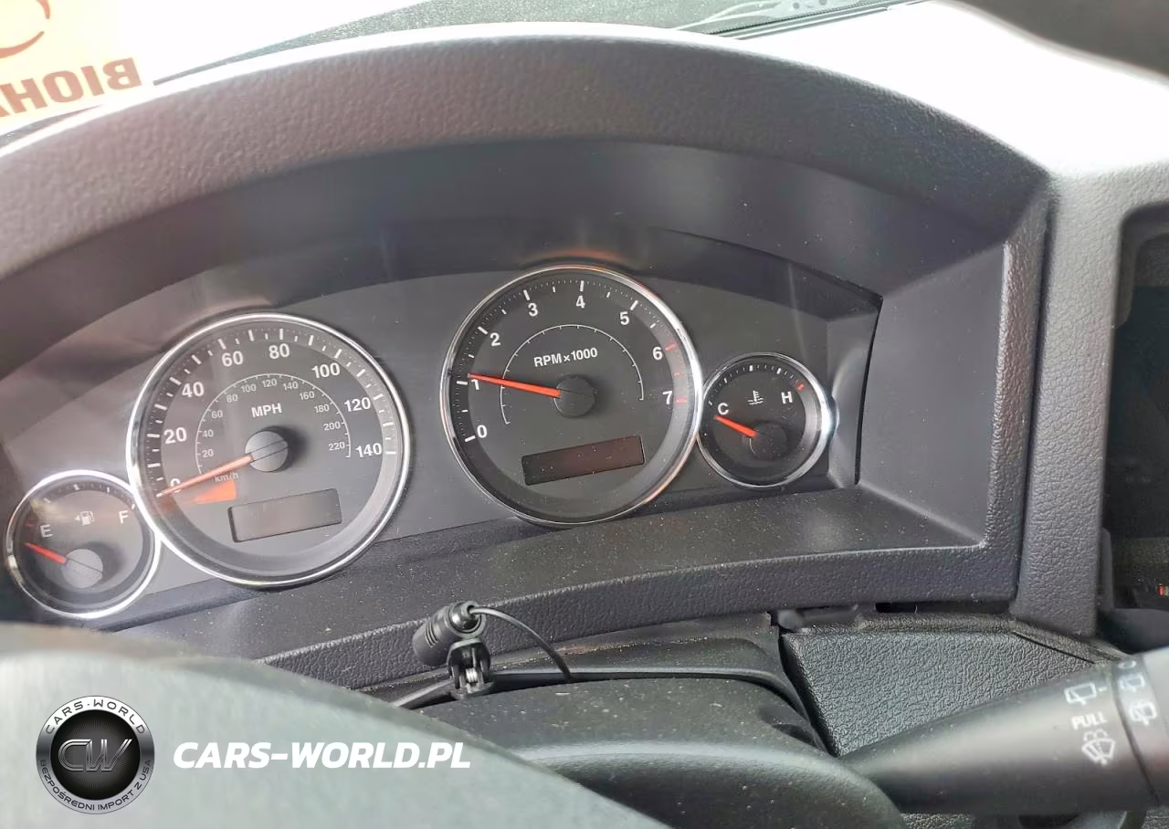 2008 Jeep Grand Cherokee Laredo VIN:1J8HR48N18C244405 - 9