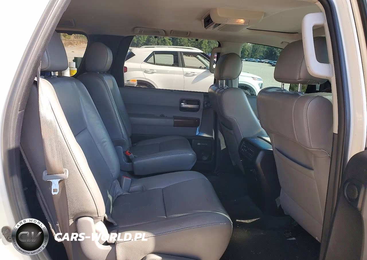 2012 Toyota Sequoia Platinum VIN:5TDDW5G13CS063266 - 10