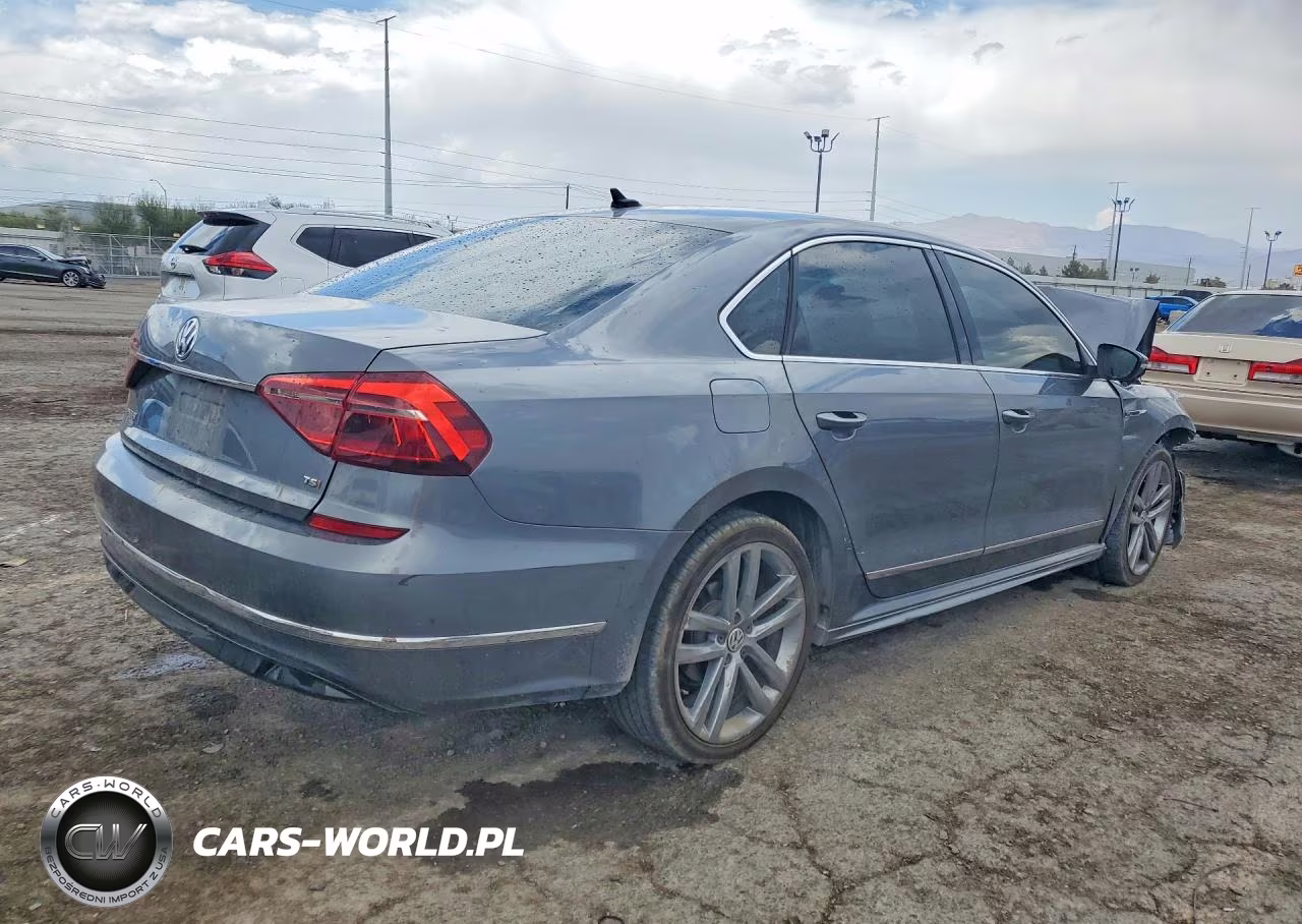 2017 Volkswagen Passat R-Line VIN:1VWDT7A3XHC074480 - 3