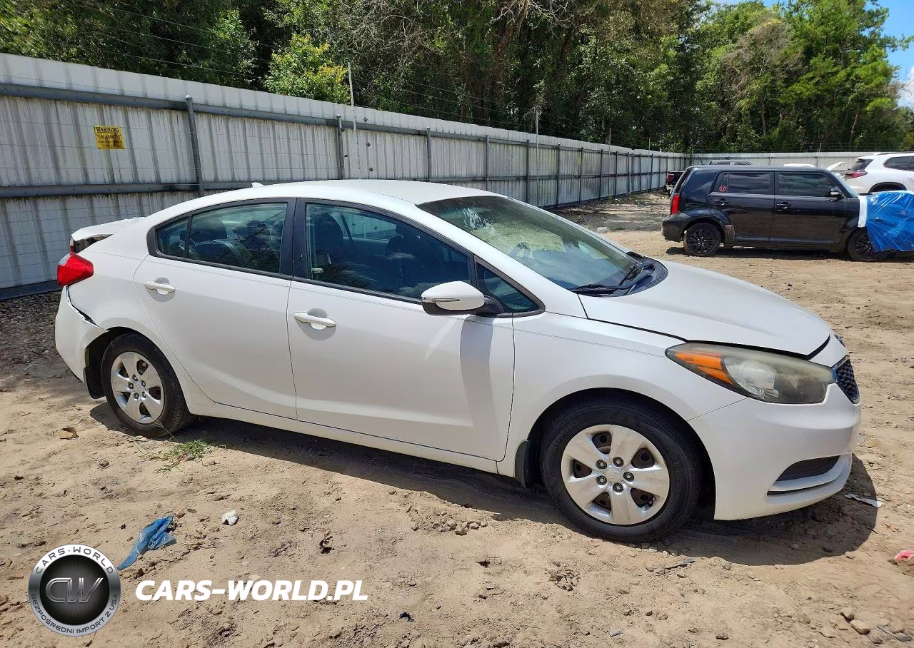 2015 Kia Forte Lx VIN:KNAFX4A64F5375804 - 4