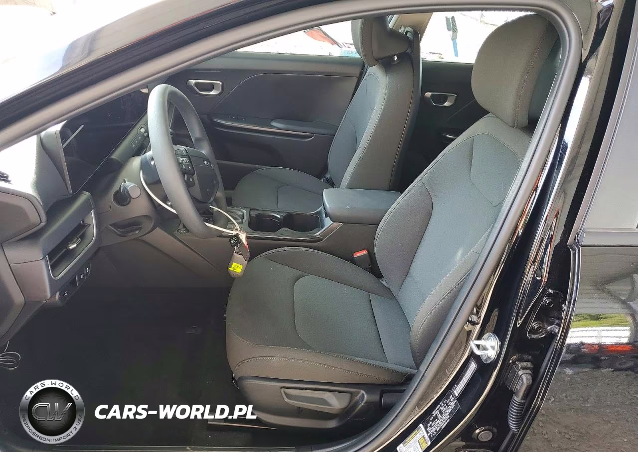 2026 Kia K4 Lxs VIN:3KPFT4DE4TE357532 - 7