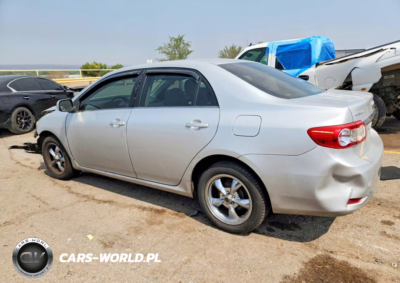 2013 Toyota Corolla Le VIN:5YFBU4EE7DP089098 - 2