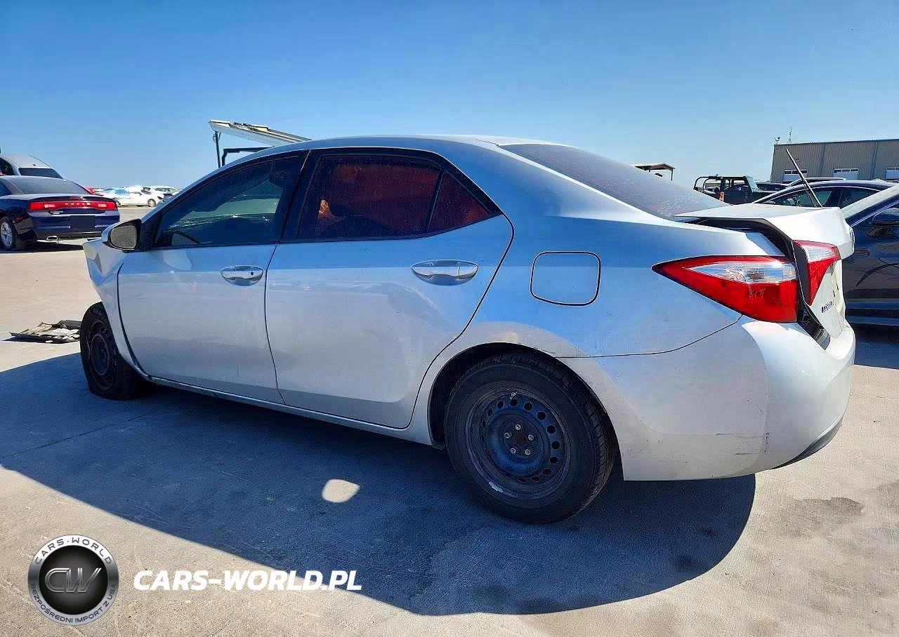 2015 Toyota Corolla L VIN:5YFBURHE4FP237929 - 2
