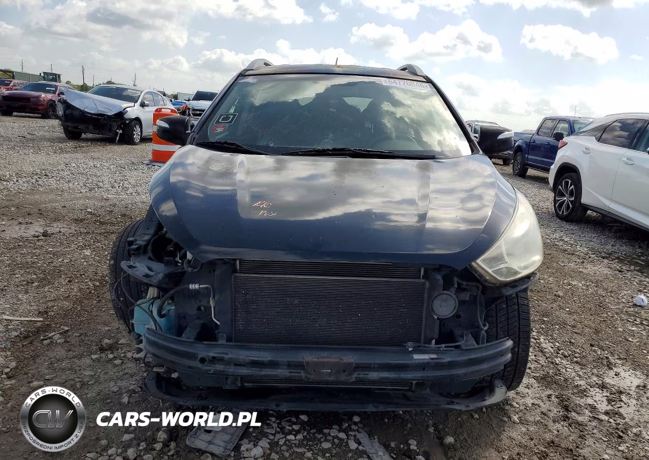 2012 Hyundai Tucson Gls VIN:KM8JU3AC2CU535486 - 5