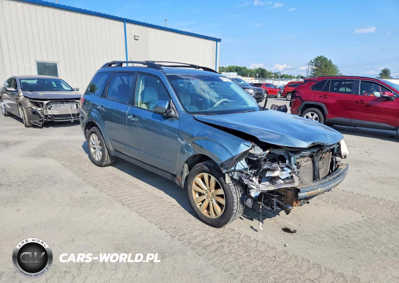 2012 Subaru Forester 2.5X Premium VIN:JF2SHADC3CH426820 - 4