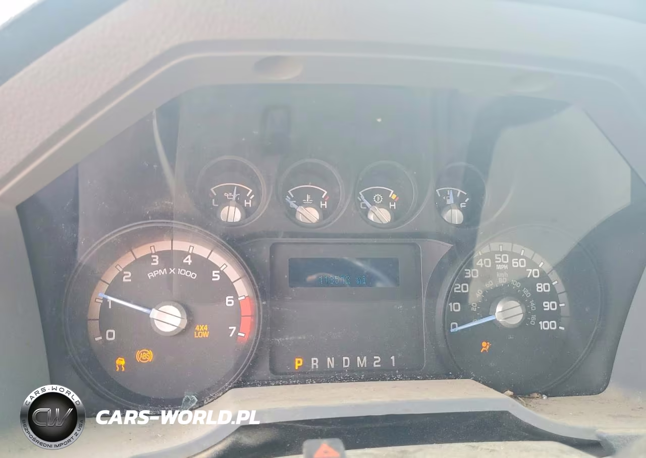 2015 Ford F250 Super Duty VIN:1FTBF2B68FEC20230 - 9