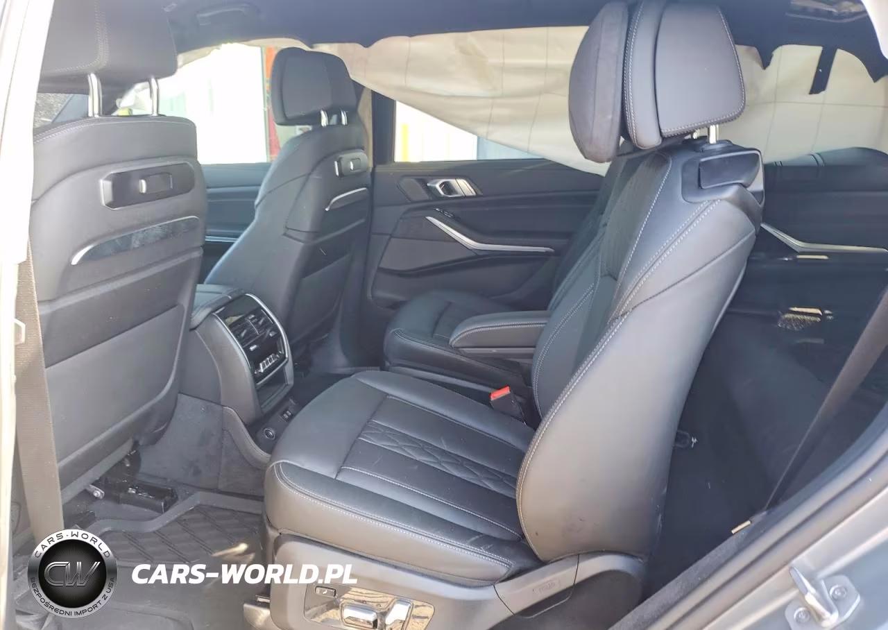 2024 BMW X7 xDrive40I VIN:5UX23EM06R9U01213 - 10