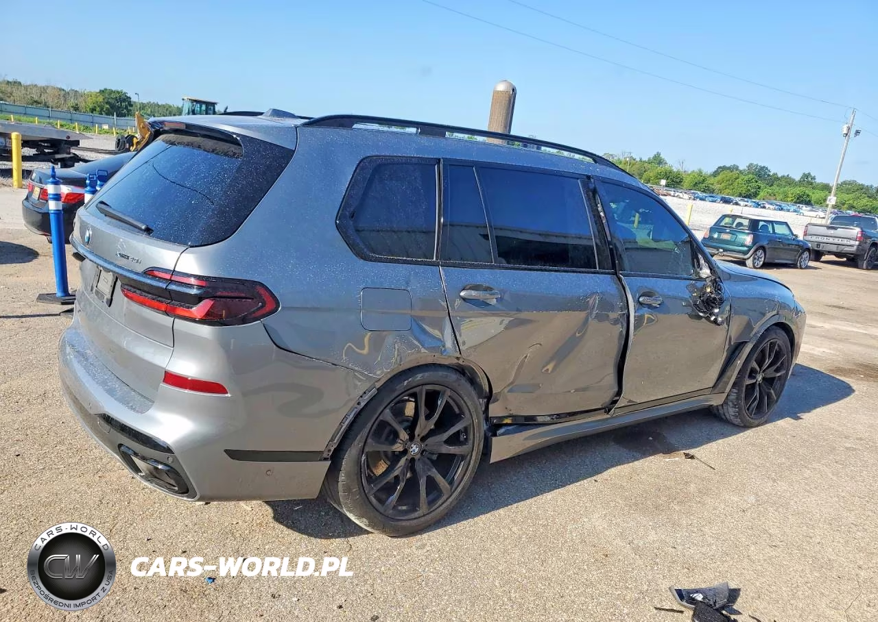 2024 BMW X7 xDrive40I VIN:5UX23EM06R9U01213 - 3