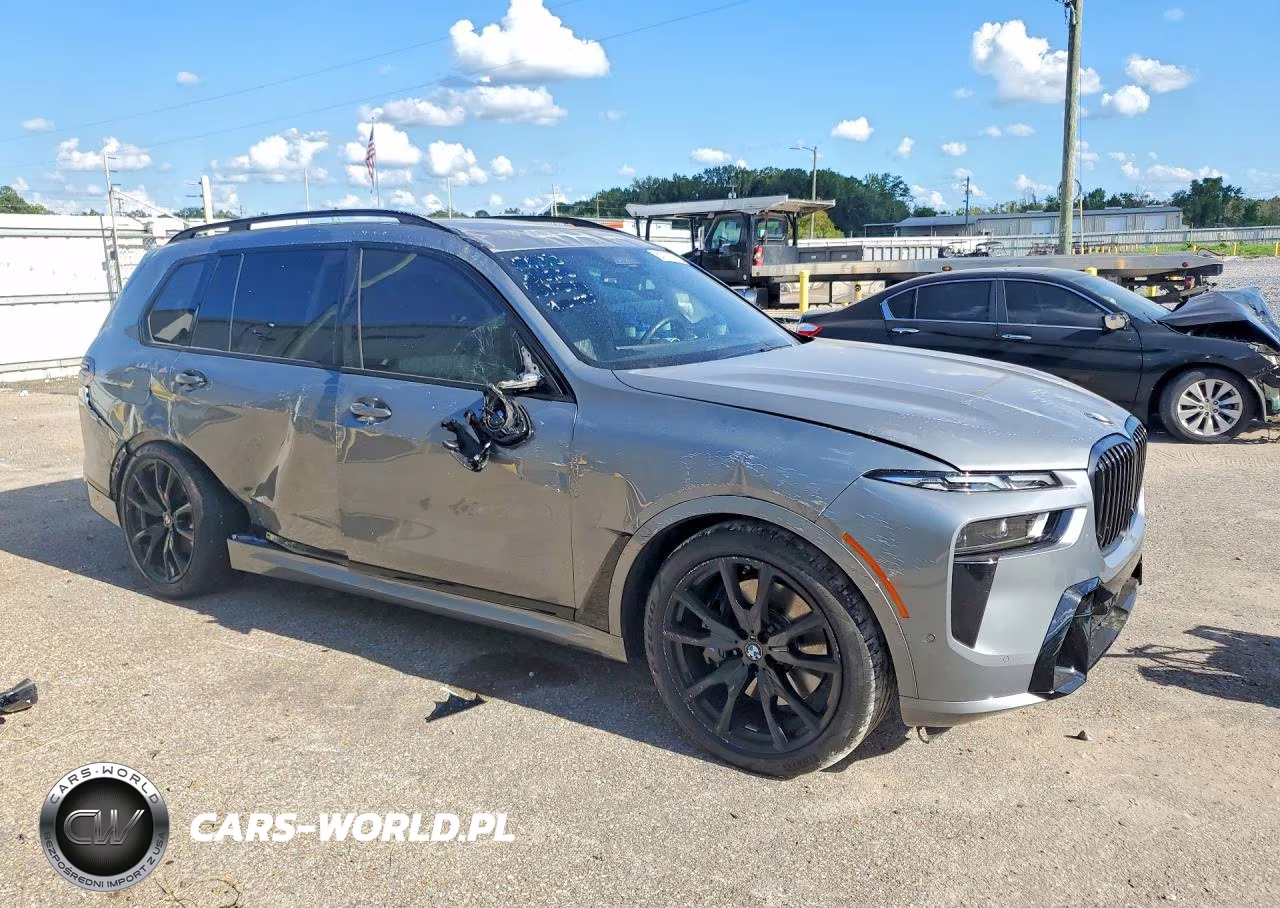 2024 BMW X7 xDrive40I VIN:5UX23EM06R9U01213 - 4