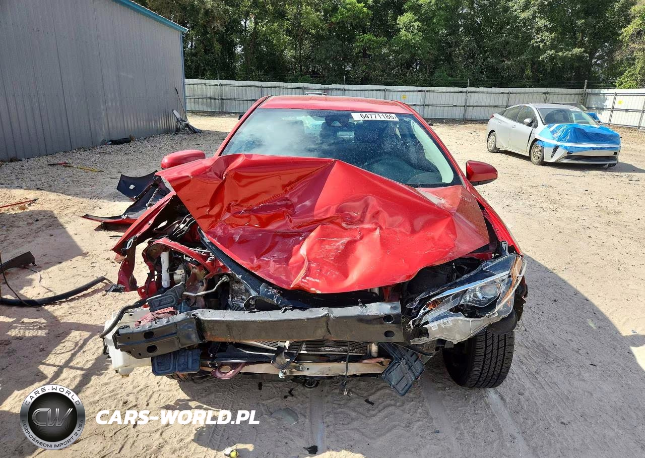 2018 Toyota Corolla Le VIN:5YFBURHE7JP750150 - 5