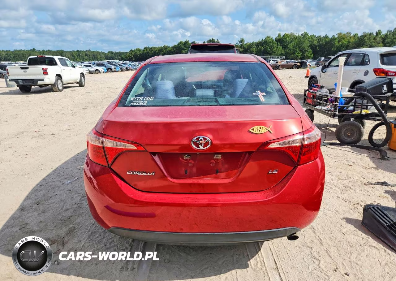 2018 Toyota Corolla Le VIN:5YFBURHE7JP750150 - 6