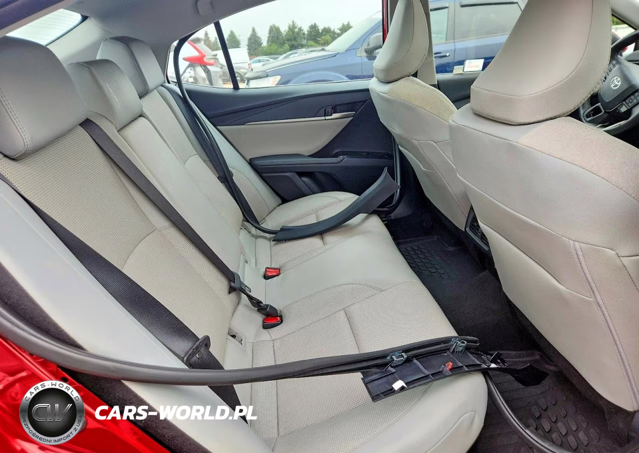 2025 Toyota Camry Xle VIN:4T1DBADK3SU013121 - 10