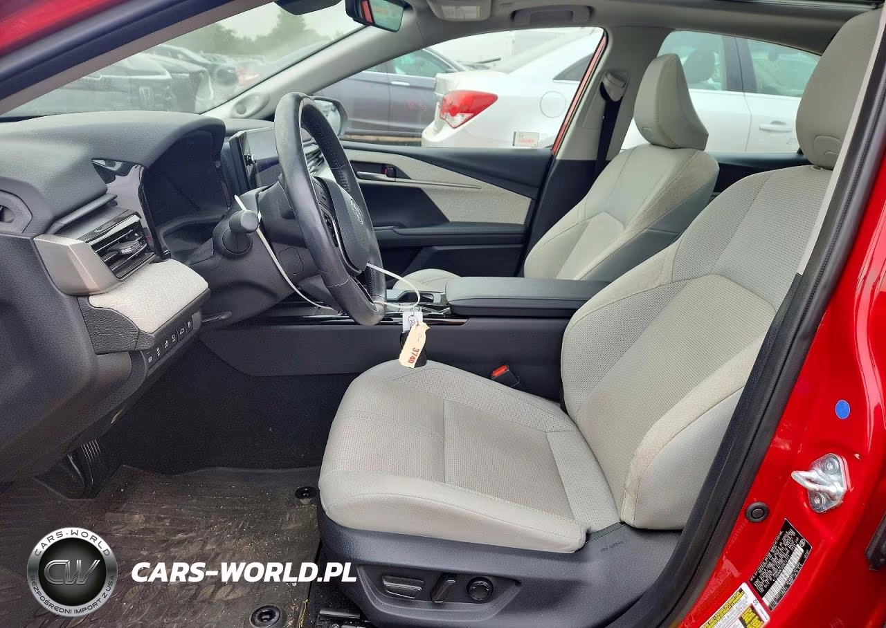 2025 Toyota Camry Xle VIN:4T1DBADK3SU013121 - 7