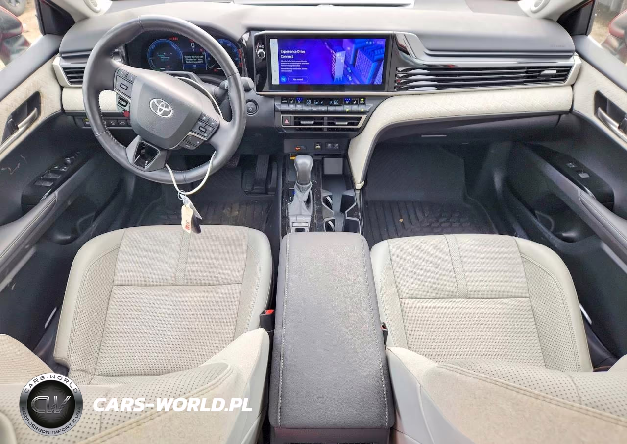 2025 Toyota Camry Xle VIN:4T1DBADK3SU013121 - 8