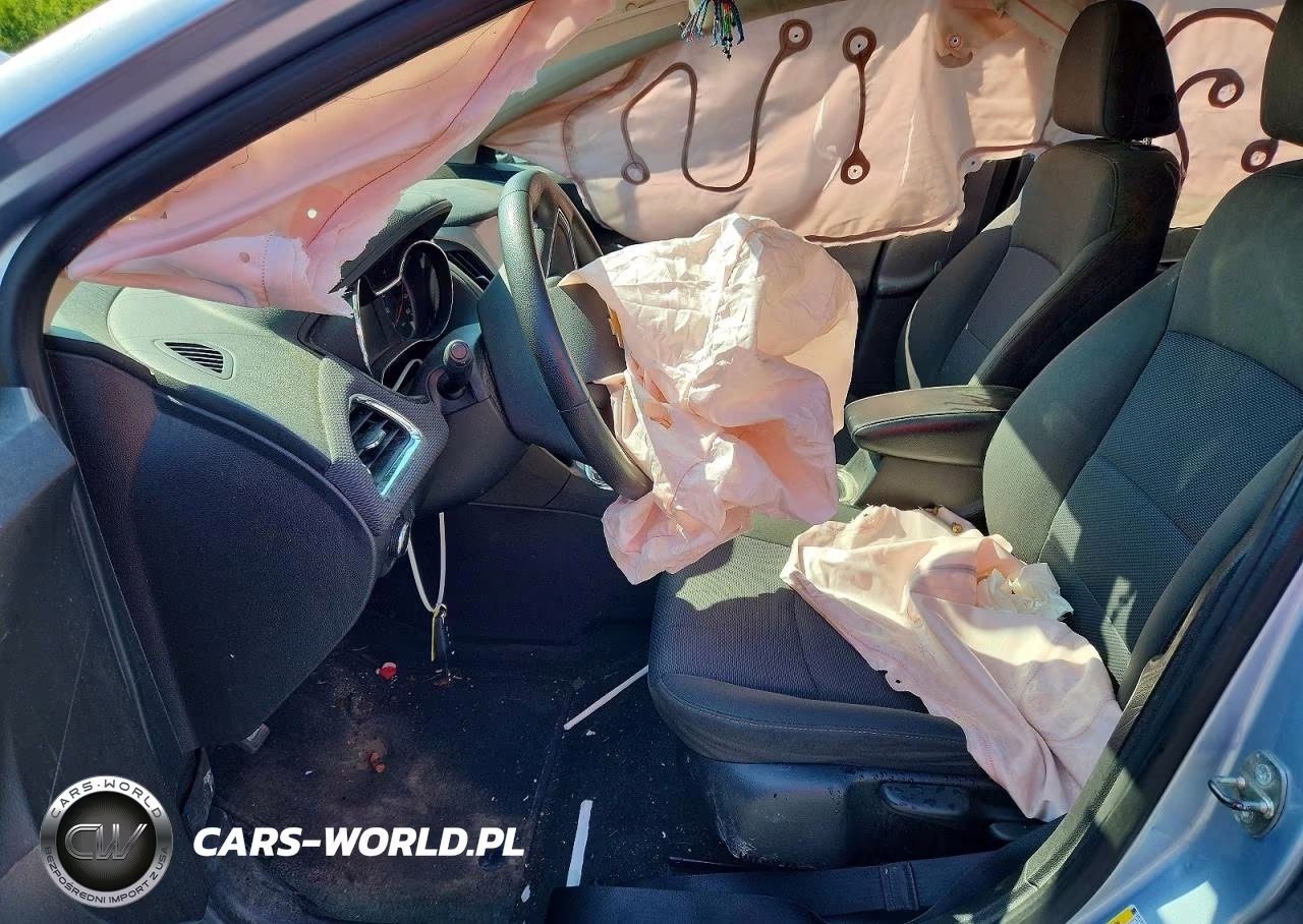 2018 Chevrolet Cruze Ls VIN:1G1BC5SM7J7191379 - 7