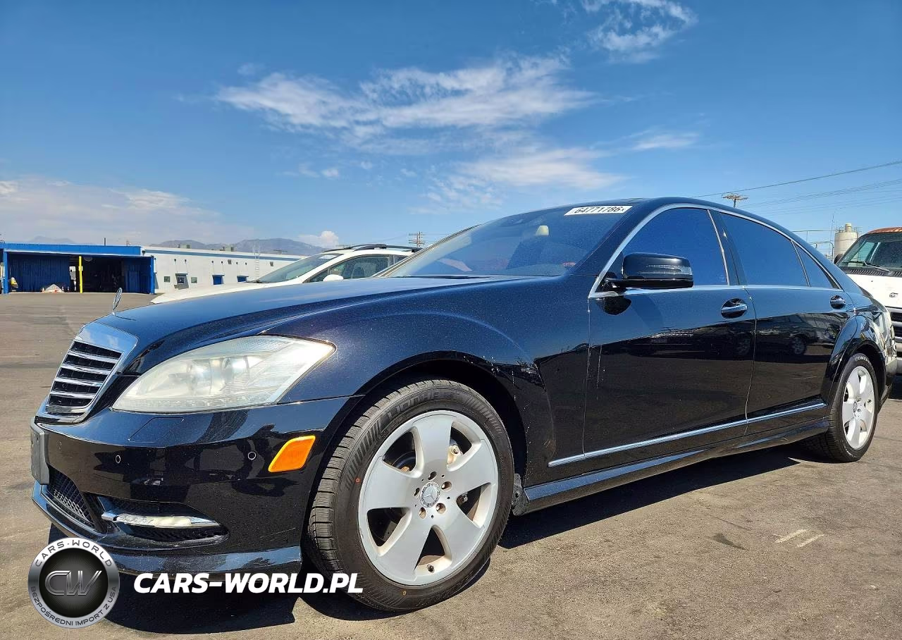 2013 Mercedes-Benz S 550