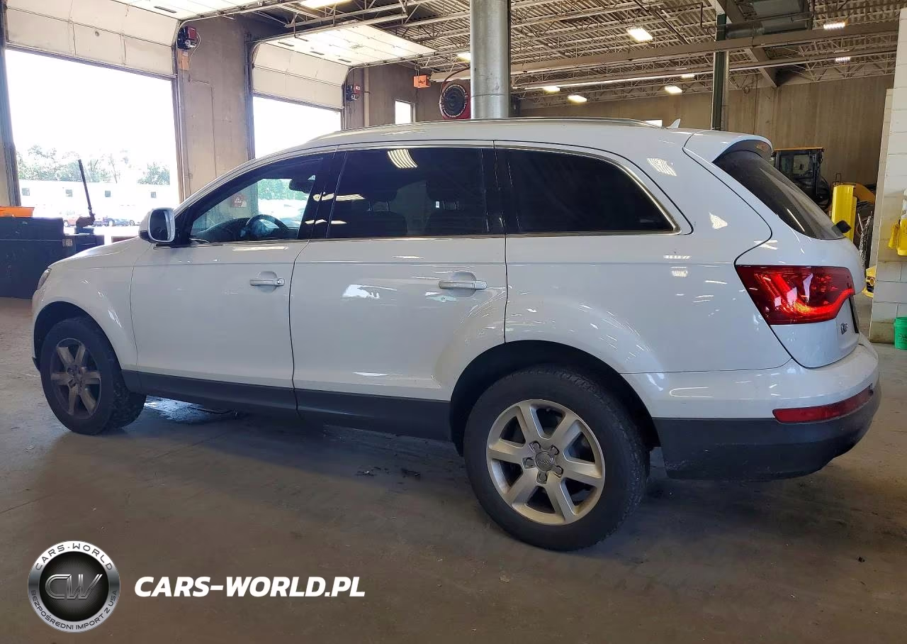 2012 Audi Q7 Premium Plus VIN:WA1LGAFE2CD010330 - 2