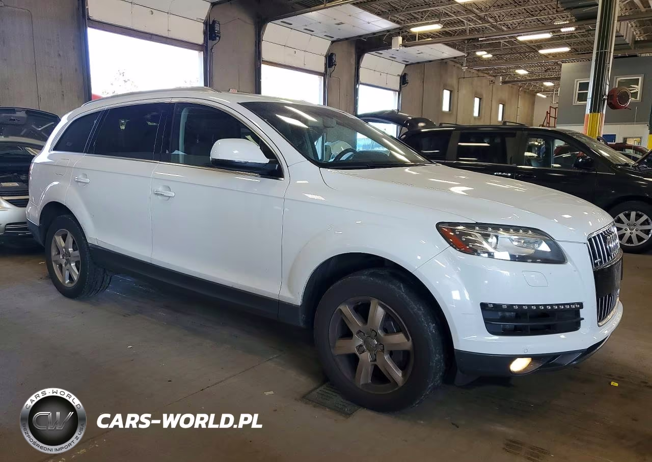 2012 Audi Q7 Premium Plus VIN:WA1LGAFE2CD010330 - 4