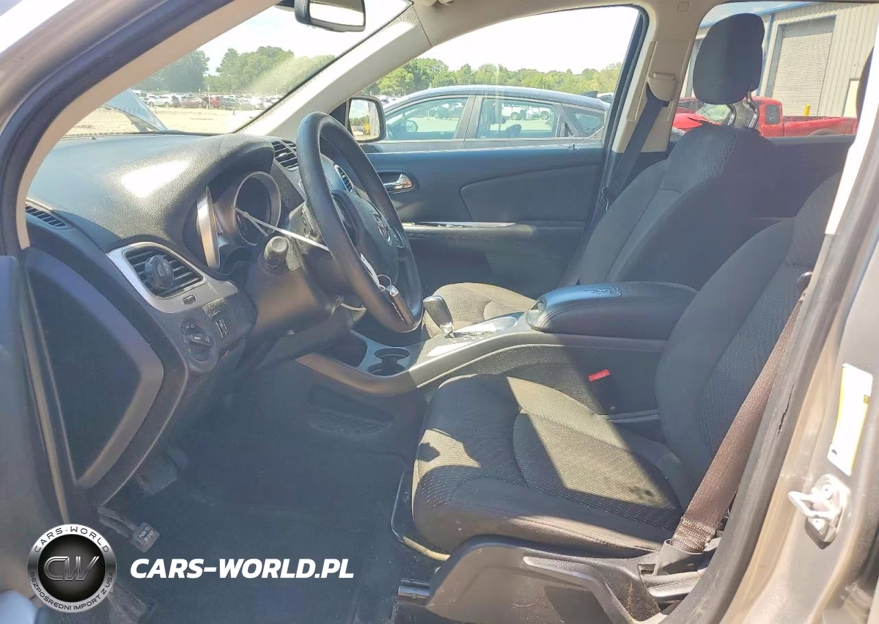 2019 Dodge Journey Se VIN:3C4PDCBG6KT859405 - 7