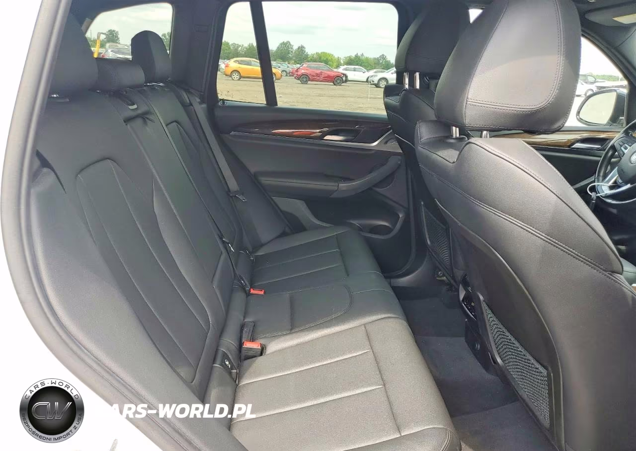 2018 BMW X3 xDrive30I VIN:5UXTR9C54JLC72650 - 10