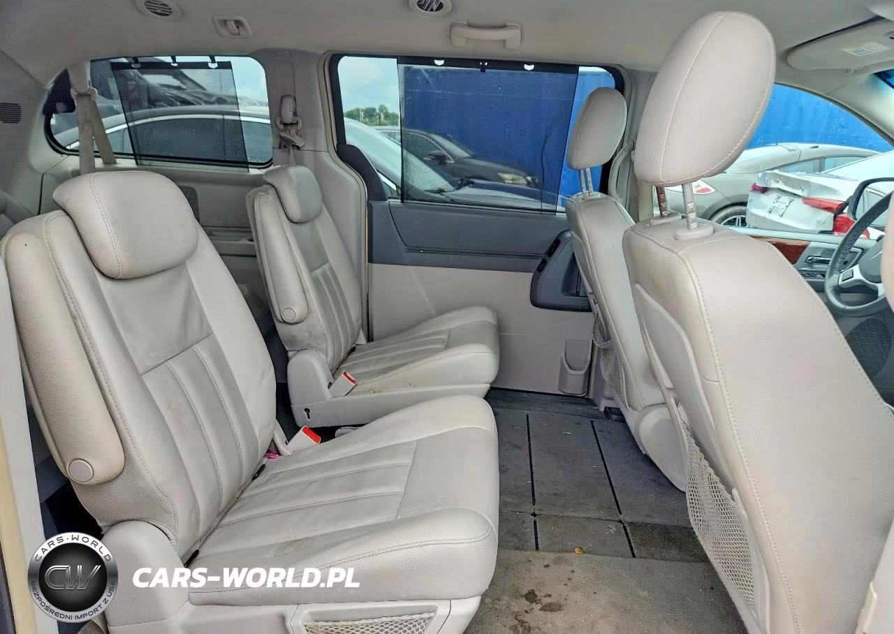 2009 Chrysler Town & Country Touring VIN:2A8HR54X19R609087 - 11