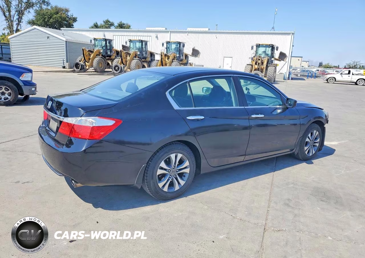 2015 Honda Accord Lx VIN:1HGCR2F3XFA261821 - 3