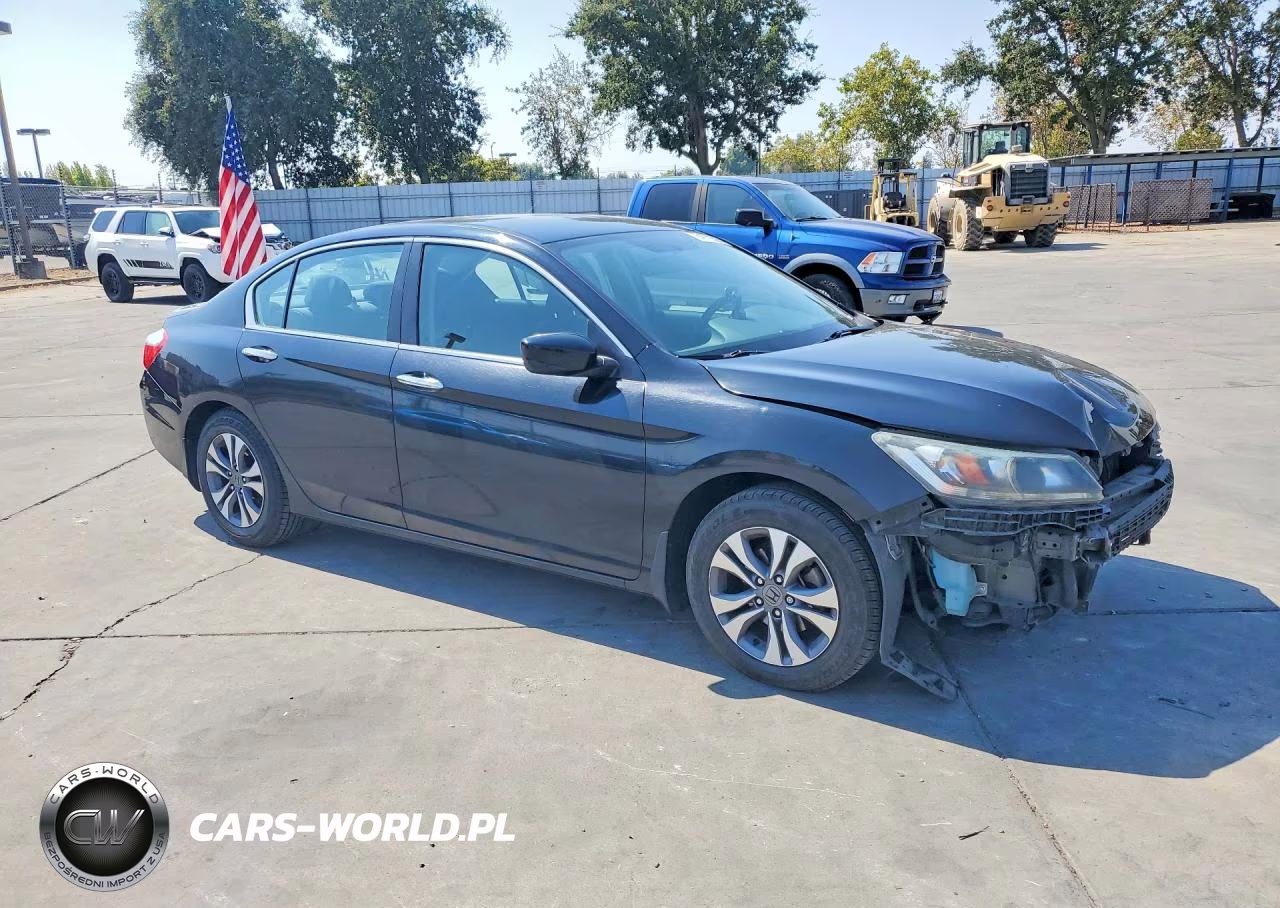2015 Honda Accord Lx VIN:1HGCR2F3XFA261821 - 4