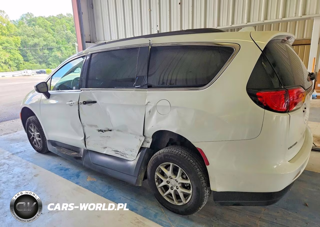2020 Chrysler Voyager Lxi VIN:2C4RC1DG9LR264517 - 2