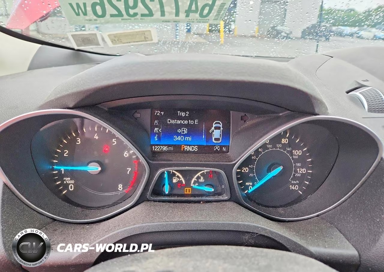 2017 Ford Escape Se VIN:1FMCU9GD1HUD02721 - 9