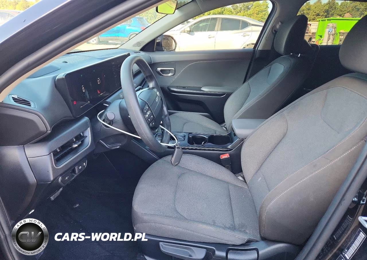 2025 Kia K4 Lxs VIN:3KPFT4DE2SE213623 - 7