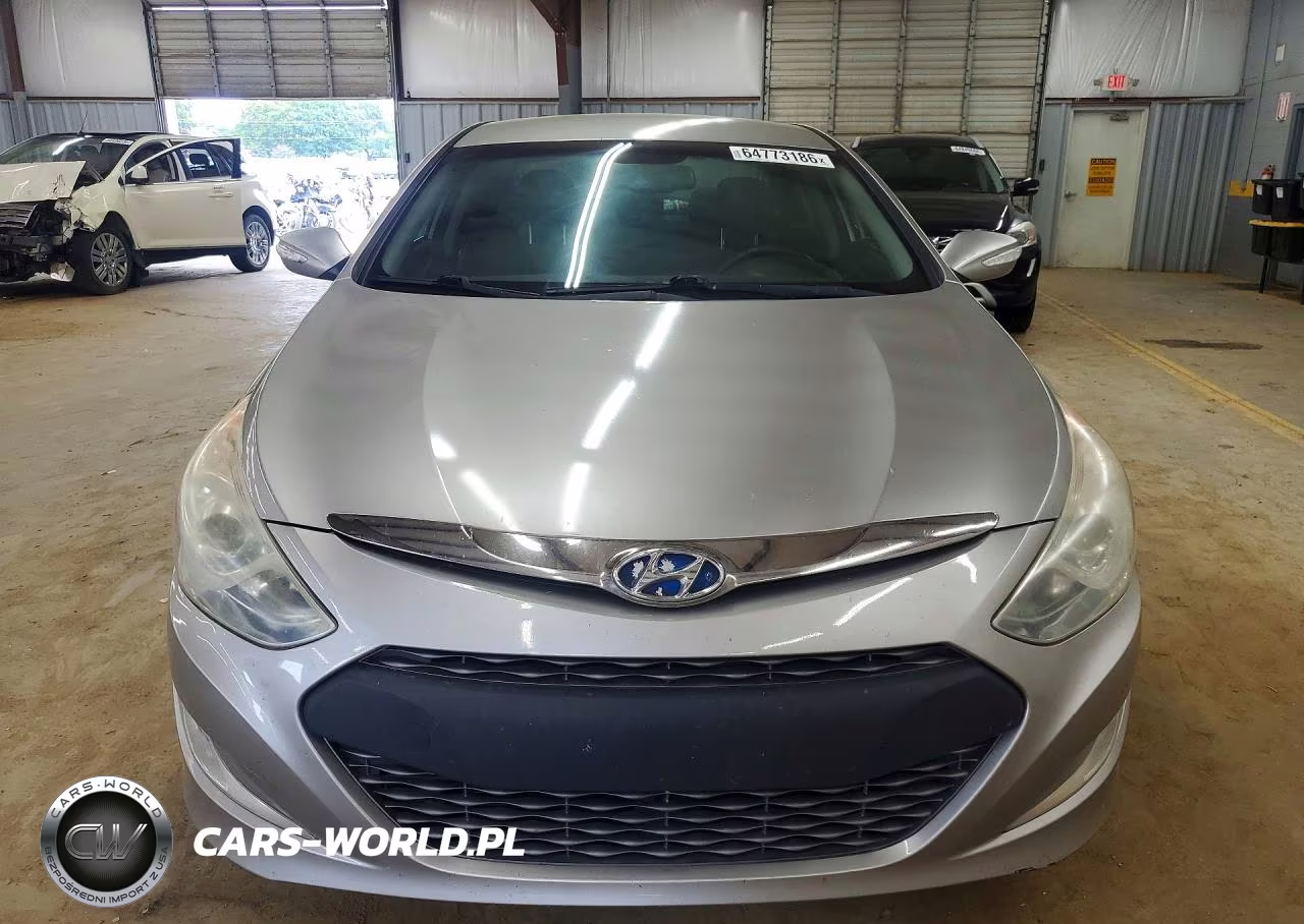 2013 Hyundai Sonata Hybrid VIN:KMHEC4A44DA088679 - 5