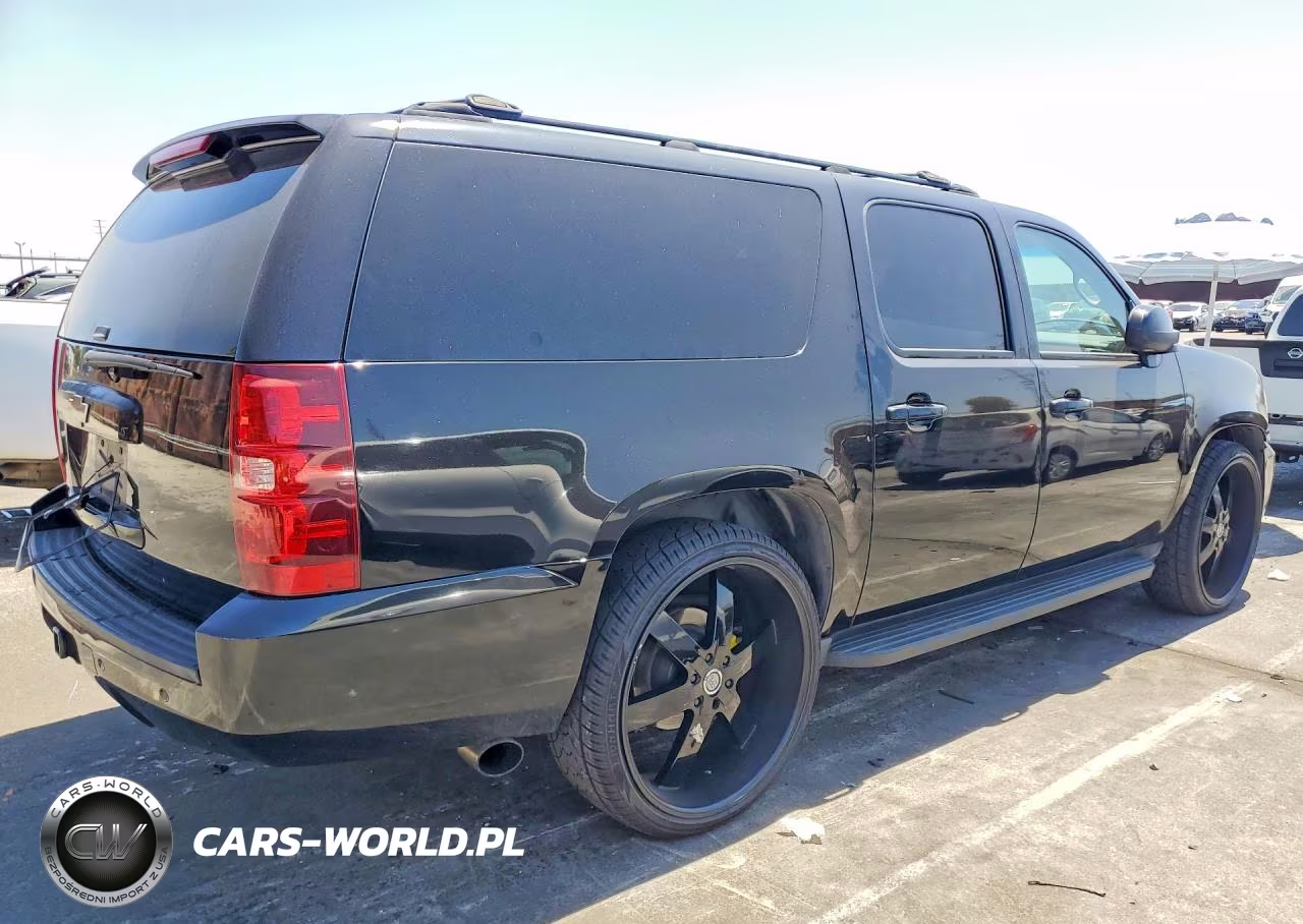 2007 Chevrolet Suburban C1500 VIN:1GNFC16J27R205596 - 3