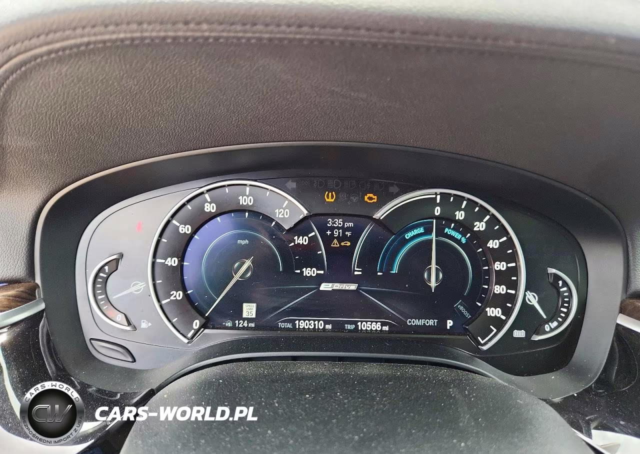 2018 BMW 530E VIN:WBAJA9C51JB249004 - 9