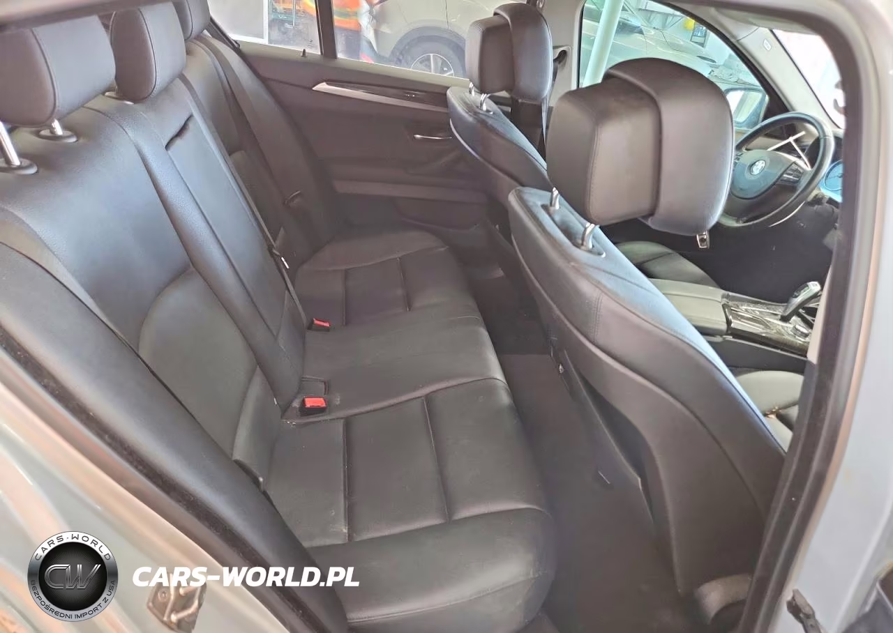 2012 BMW 528 Xi VIN:WBAXH5C50CDW06422 - 10