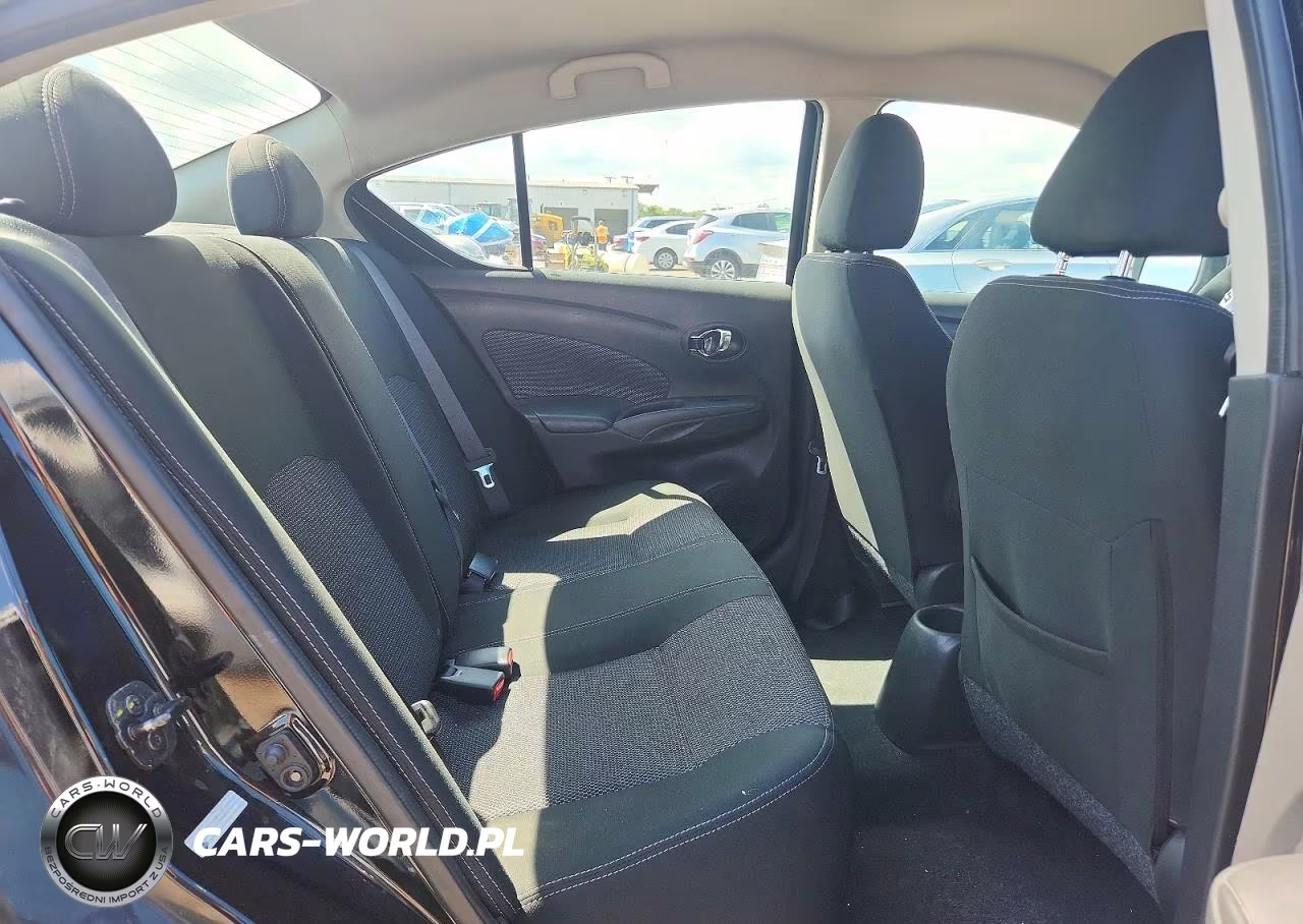 2018 Nissan Versa Sv VIN:3N1CN7AP1JL884301 - 10