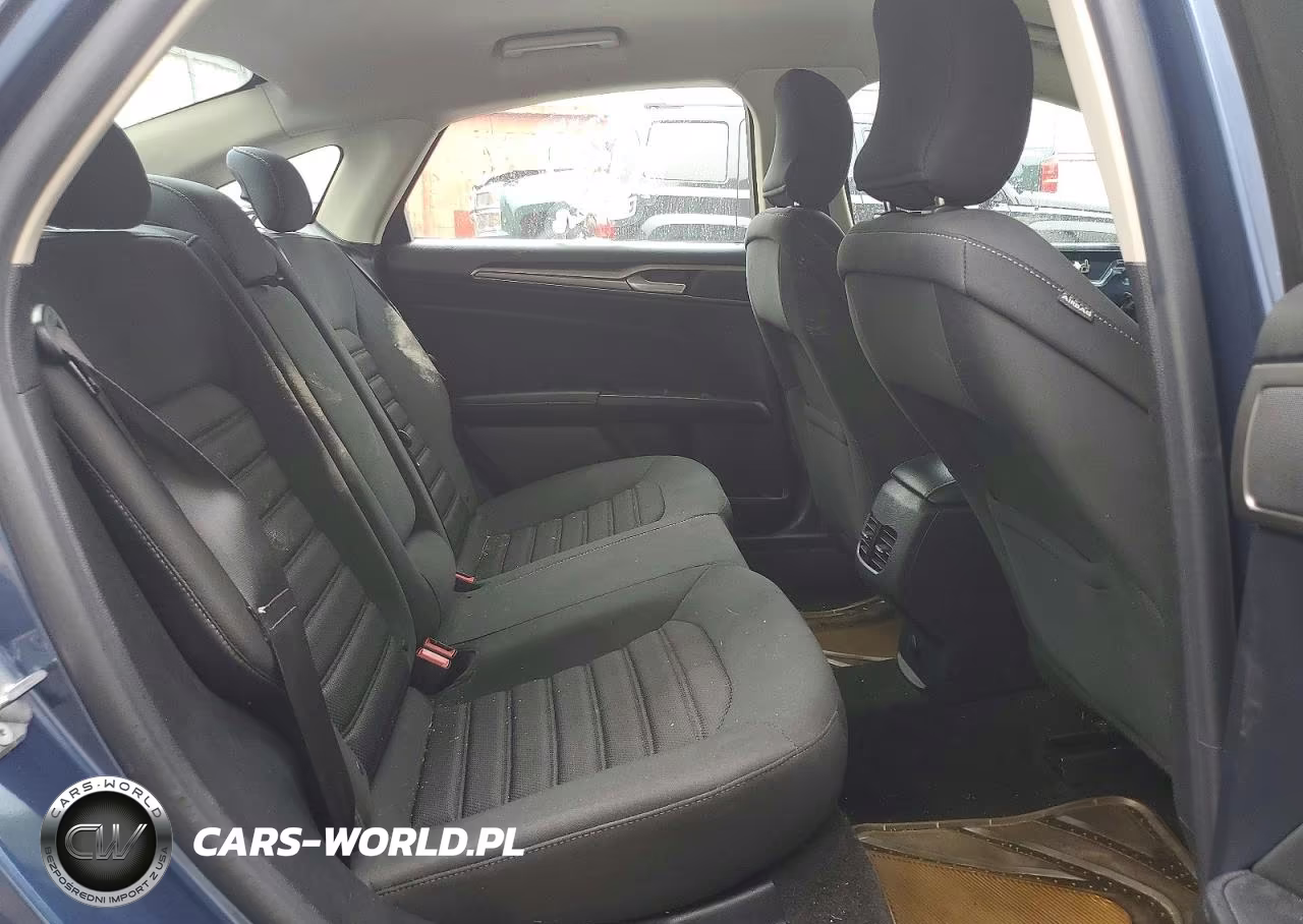2019 Ford Fusion Se VIN:3FA6P0LU7KR195981 - 10